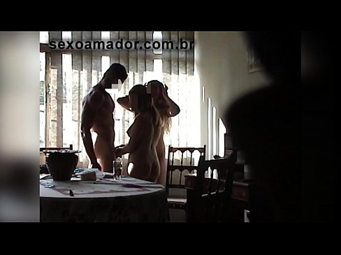 ❤️ Sexveninder inviterer en kæmpe mand og en trekant med ham ❤️❌ Super sex at da.villagesexvideos.ru ❌️❤