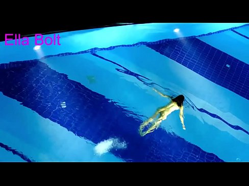 ❤️ Jeg kan ikke stoppe med at se, ung blondine fanget i at svømme nøgen i ELLA BOLT resort pool ❤️❌ Super sex at da.villagesexvideos.ru ❌️❤