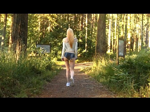 ❤️ Smuk kvinde bevæger sig langsomt, ikke nøgen video ❤️❌ Super sex at da.villagesexvideos.ru ❌️❤